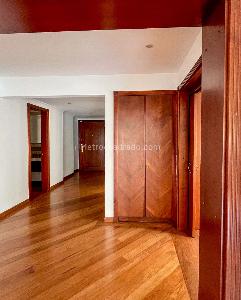 Apartamento de 3 alcobas en venta en Museo Del Chico, Bogotá, 220 m² · foto 9 de 20