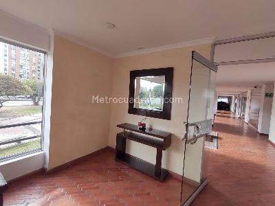 Apartamento en venta en Santa Teresa Calle 168, Bogotá · foto 7 de 20