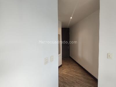 Apartamento en venta en Santa Barbara Occidental, Bogotá · foto 13 de 16