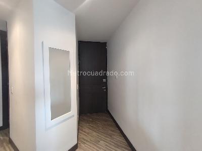 Apartamento en venta en Santa Barbara Occidental, Bogotá · foto 5 de 16