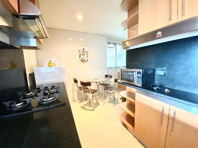 Apartamento en venta en Lagos De Cordoba, Bogotá · foto 4 de 12