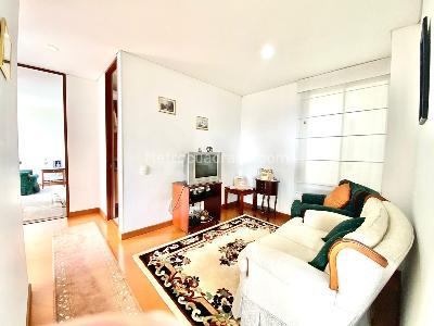 Apartamento en venta en Lagos De Cordoba, Bogotá · foto 5 de 12