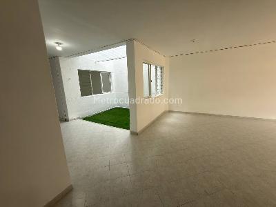 Casa en Arriendo, LA FLORESTA Zona Urbana , Medellín