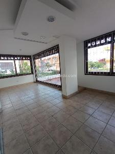 Casa de 5 alcobas en arriendo en Barzal, Villavicencio, 280 m² · foto 11 de 19
