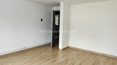 Casa de 5 alcobas en venta en Polo Club, Bogotá, 300 m² · foto 16 de 19