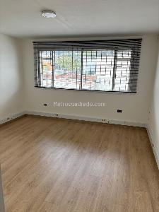 Casa de 5 alcobas en venta en Polo Club, Bogotá, 300 m² · foto 7 de 19