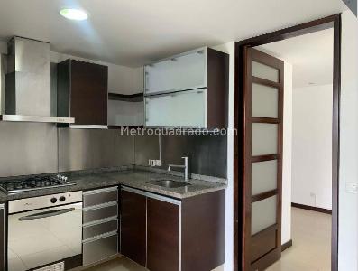 Apartamento de 3 alcobas en venta en Nueva Autopista Los Cedros, Bogotá, 122 m² · foto 3 de 9
