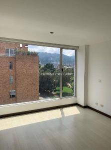 Apartamento de 3 alcobas en venta en Nueva Autopista Los Cedros, Bogotá, 122 m² · foto 4 de 9