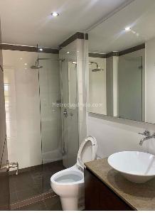 Apartamento de 3 alcobas en venta en Nueva Autopista Los Cedros, Bogotá, 122 m² · foto 7 de 9