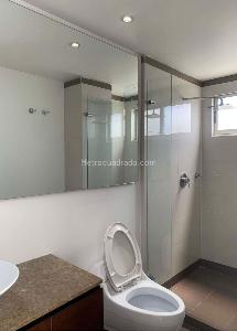 Apartamento de 3 alcobas en venta en Nueva Autopista Los Cedros, Bogotá, 122 m² · foto 8 de 9