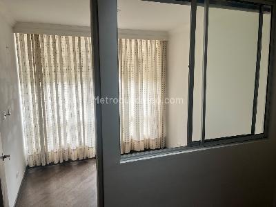 Apartaestudio en venta en Colina Campestre Athenas, Bogotá, 33 m² · foto 3 de 8