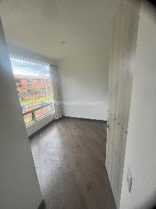 Apartaestudio en venta en Colina Campestre Athenas, Bogotá, 33 m² · foto 5 de 8