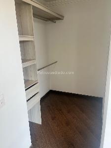 Apartaestudio en venta en Colina Campestre Athenas, Bogotá, 33 m² · foto 6 de 8