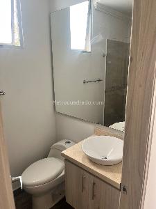 Apartaestudio en venta en Colina Campestre Athenas, Bogotá, 33 m² · foto 7 de 8