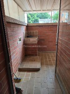 Apartamento de 3 alcobas en venta en Laureles Campestre, Medellín, 96 m² · foto 2 de 13