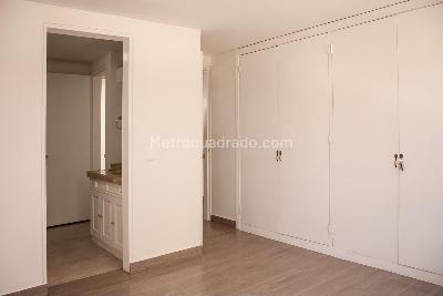 Apartamento en venta en Santa Barbara Central, Bogotá · foto 7 de 17