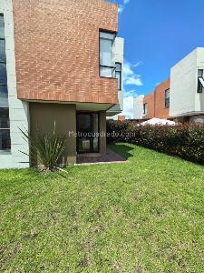 Casa en arriendo en Oikos Savanna, Cajicá · foto 3 de 20