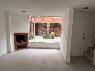 Casa en venta en Los Portales Del Norte, Bogotá · foto 8 de 20