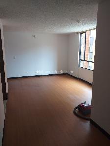 Apartamento de 3 alcobas en venta en Prado Vegas, Soacha, 56 m² · foto 10 de 13