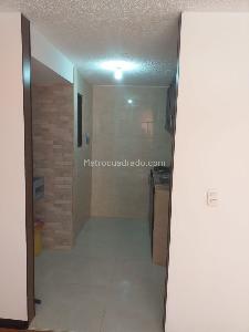 Apartamento de 3 alcobas en venta en Prado Vegas, Soacha, 56 m² · foto 8 de 13