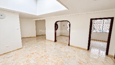 Casa de 4 alcobas en venta en Prados Del Norte, Cali, 337 m² · foto 11 de 14