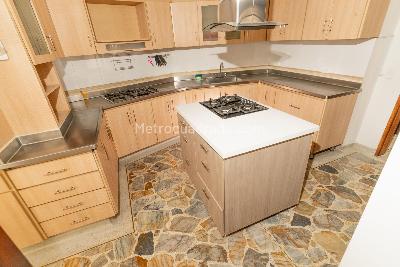 Apartamento de 5 alcobas en venta en Laureles, Medellín, 225 m² · foto 13 de 18