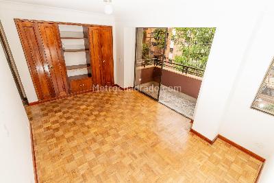 Apartamento de 5 alcobas en venta en Laureles, Medellín, 225 m² · foto 6 de 18