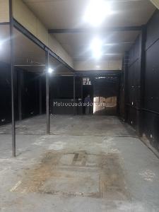 Warehouse for rent in TOBERIN Orquídeas, Bogotá