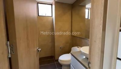 Apartamento de 3 alcobas en venta en Rincon Del Chico, Bogotá, 98 m² · foto 12 de 20