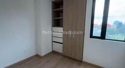 Apartamento de 3 alcobas en venta en Rincon Del Chico, Bogotá, 98 m² · foto 13 de 20
