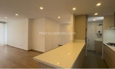 Apartamento de 3 alcobas en venta en Rincon Del Chico, Bogotá, 98 m² · foto 3 de 20