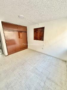 Casa de 5 alcobas en venta en Jazmin, Bogotá, 240 m² · foto 13 de 20