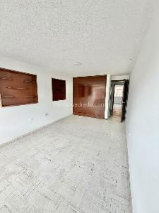 Casa de 5 alcobas en venta en Jazmin, Bogotá, 240 m² · foto 15 de 20