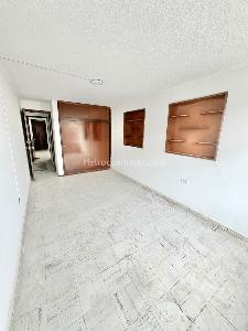 Casa de 5 alcobas en venta en Jazmin, Bogotá, 240 m² · foto 17 de 20