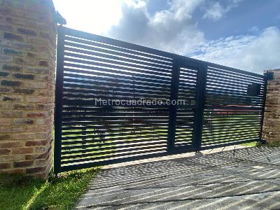 Casa en venta en Vereda Líbano, La Calera · foto 2 de 11