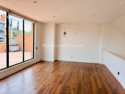 Apartamento de 4 alcobas en venta en Balcones De Lindaraja, Bogotá, 240 m² · foto 5 de 9