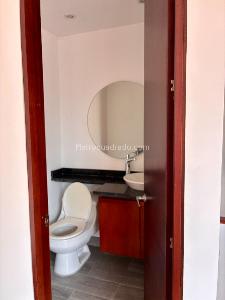 Apartamento de 4 alcobas en venta en Balcones De Lindaraja, Bogotá, 240 m² · foto 7 de 9