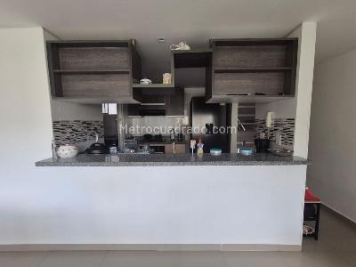 Apartamento de 3 alcobas en venta en Alvarez, Bucaramanga, 77 m² · foto 3 de 18