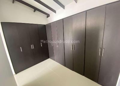 Casa de 3 alcobas en arriendo en Conjunto Marques Del Buque, Villavicencio, 209 m² · foto 5 de 18