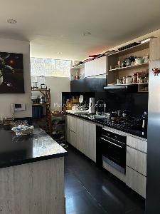 Apartamento de 2 alcobas en venta en Los Cedritos, Bogotá, 88 m² · foto 5 de 19