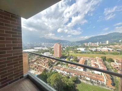 Apartamento en venta en Suramerica, Itagüí · foto 4 de 10