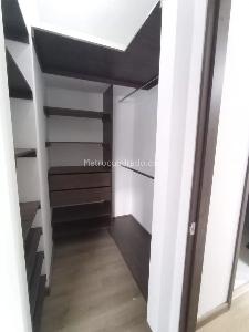 Apartamento de 3 alcobas en venta en Toledo, Itagüí, 69 m² · foto 7 de 10