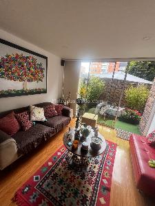 Apartamento de 3 alcobas en venta en Cedritos, Bogotá, 85 m² · foto 3 de 17