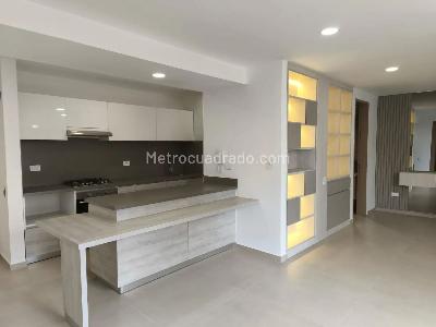 Apartamento de 1 alcoba en venta en Altos De Jardin, Bucaramanga, 86 m² · foto 2 de 19