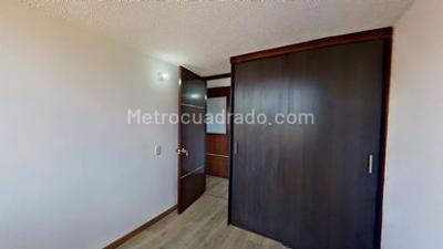 Apartamento en venta en Ciudadela La Felicidad, Bogotá · foto 12 de 20