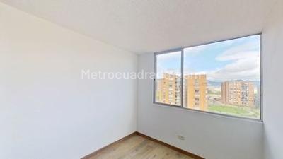 Apartamento en venta en Ciudadela La Felicidad, Bogotá · foto 13 de 20