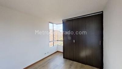 Apartamento en venta en Ciudadela La Felicidad, Bogotá · foto 2 de 20