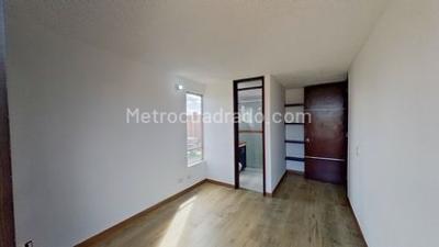 Apartamento en venta en Ciudadela La Felicidad, Bogotá · foto 4 de 20