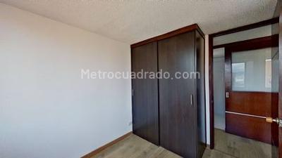 Apartamento en venta en Ciudadela La Felicidad, Bogotá · foto 7 de 20