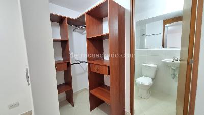 Apartamento de 3 alcobas en venta en Valadares, Bello, 62 m² · foto 5 de 19